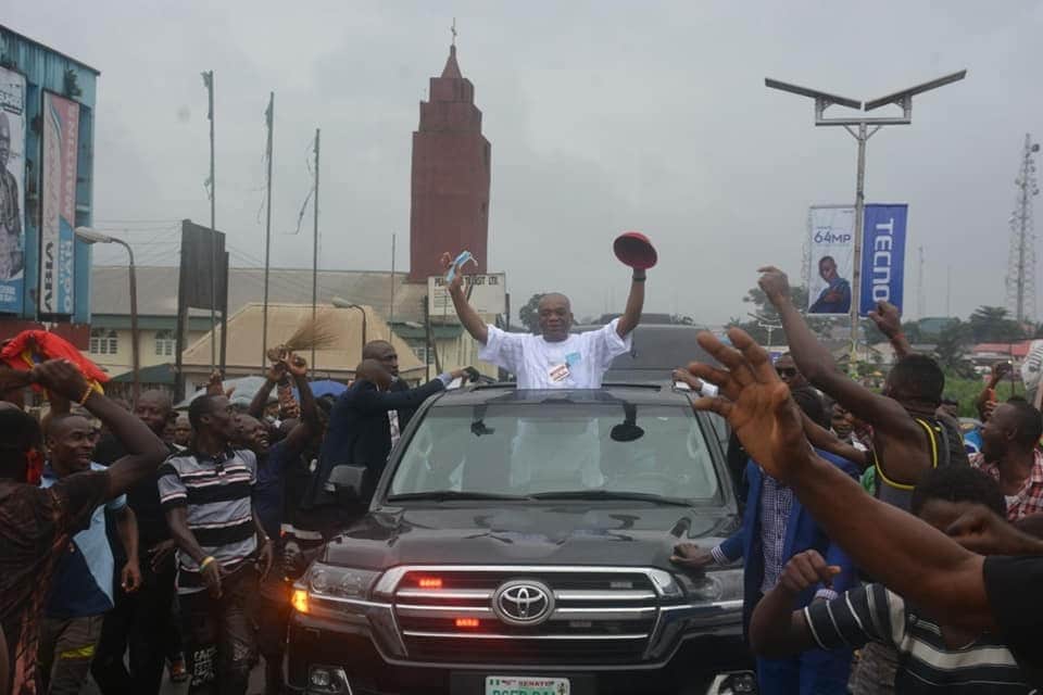 ORJI UZOR KALU GETS A HERO’S WELCOME IN ABIA