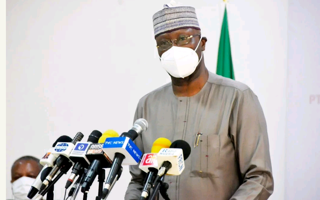 Boss Mustapha Disagrees With Sanwo Olu On Reopening of School