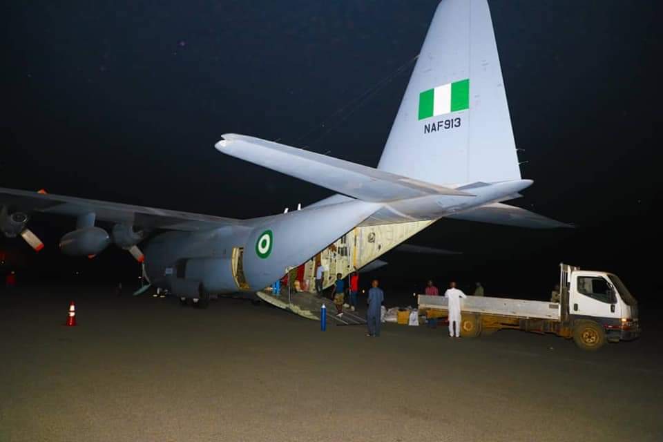 COVID-19: NAF DISTRIBUTES ADDITIONAL 117 CYLINDERS OF LIQUID OXYGEN TO COVID-19 MANAGEMENT CENTRES IN ABUJA