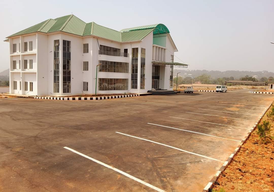 Enugu Head of Service, others, inspect newly constructed State Secretariat Annex in Ede-Oballa, Nsukka