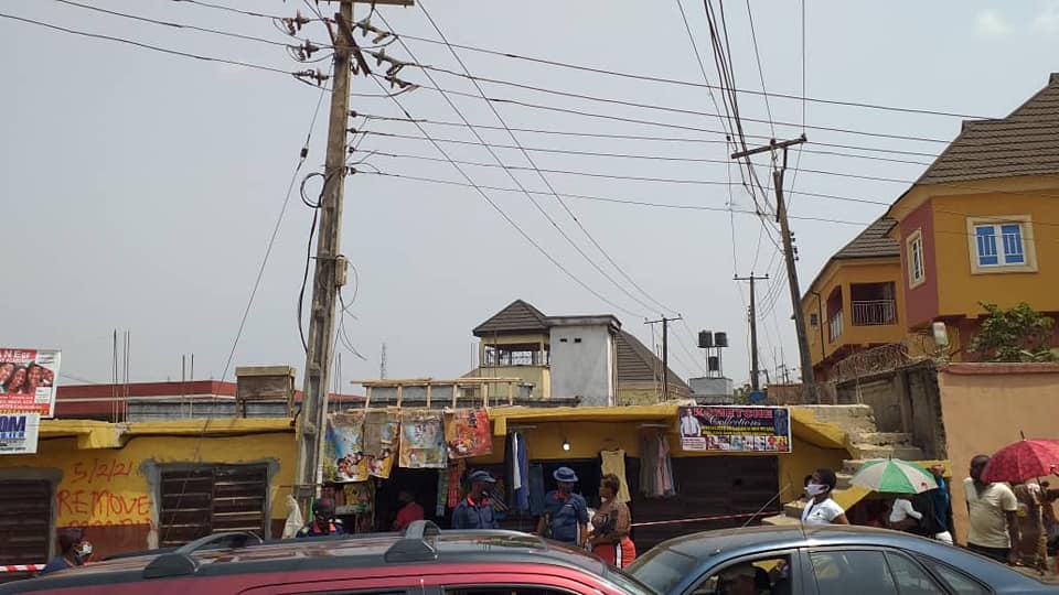 Anambra State Physical Planning Board Seals Block Of Shops Under High Tension In Awada, Obosi