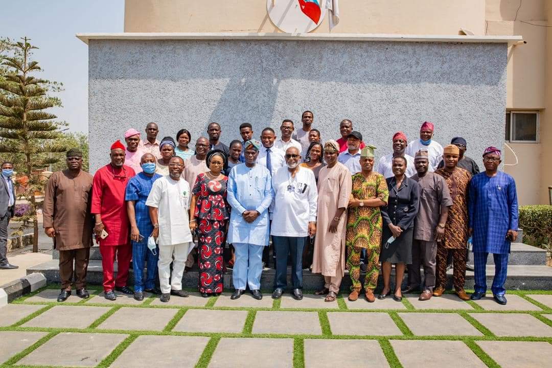 GOV. AKEREDOLU SWEARS IN CHIEF OF STAFF