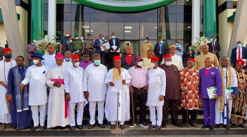 COMMUNIQUE ISSUED BY THE SOUTHEAST GOVERNORS’ FORUM AT THE END OF ITS SECURITY MEETING WITH SOUTHEAST CLERGY, LEADERSHIP OF TRADITIONAL RULERS, OHANEZE NDIGBO AND SOUTH EAST JOINT SECURITY COMMITTEE HELD ON SUNDAY, THE 25TH DAY OF APRIL, 2021, AT THE EXECUTIVE COUNCIL CHAMBERS, LION BUILDING, GOVERNMENT HOUSE, ENUGU.
