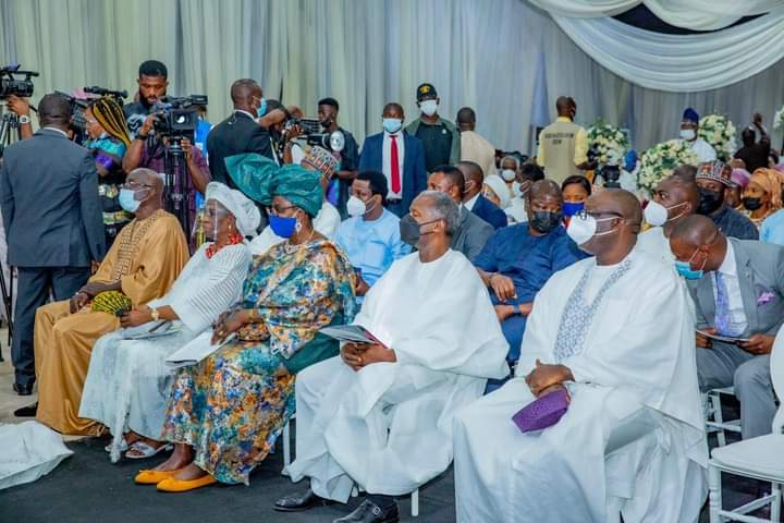 VP OSINBAJO, DR JONATHAN, GOV AKEREDOLU, FAYEMI HONOUR OGD AT DAUGHTER’S WEDDING