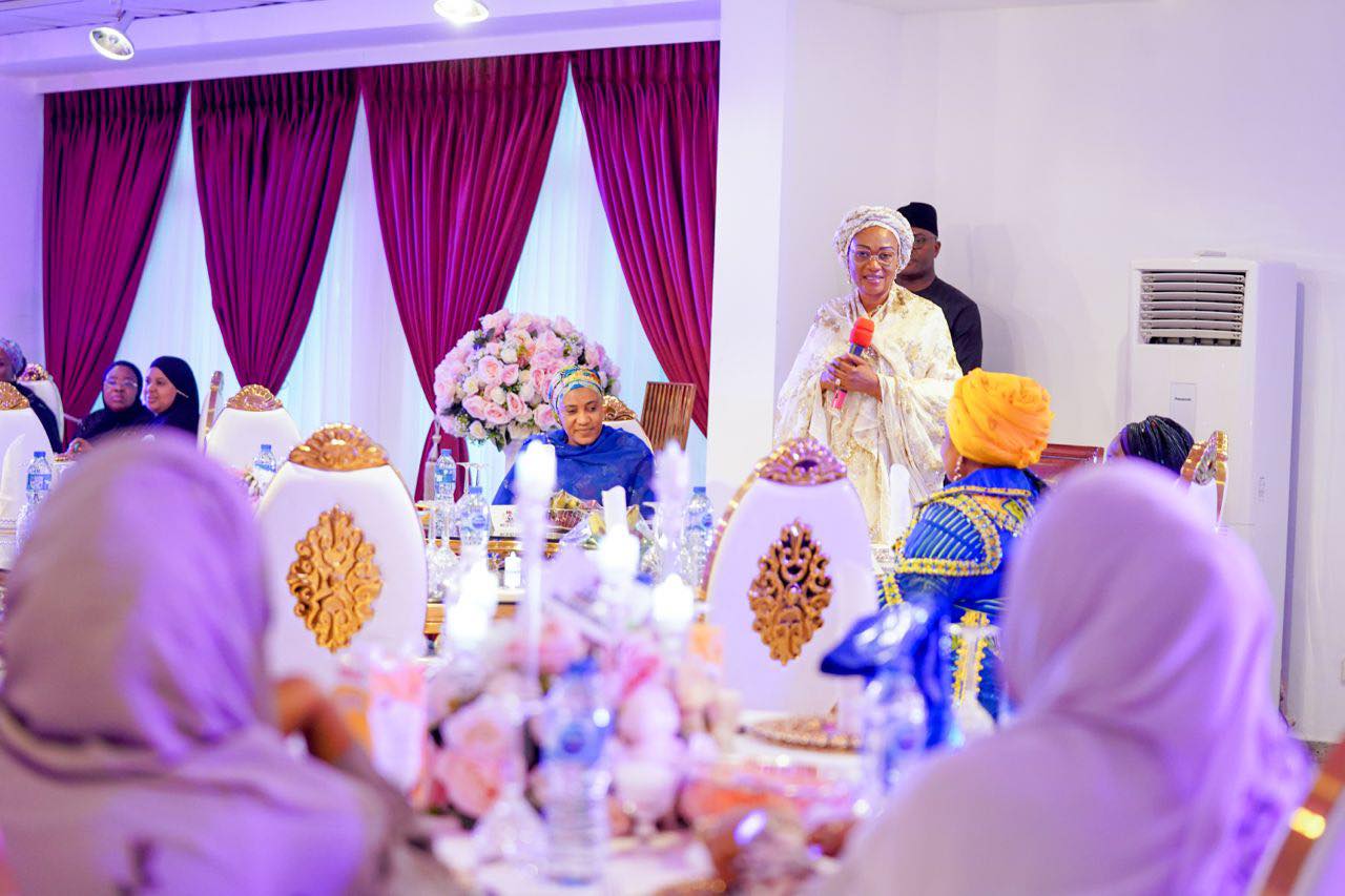 First Lady Oluremi Tinubu Hosts Former First Ladies, Governors’ Wives, and Distinguished Guests at Iftar Gathering