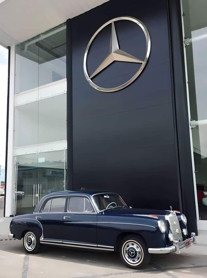 The Three-Pointed Mercedes-Benz Star Logo Meaning