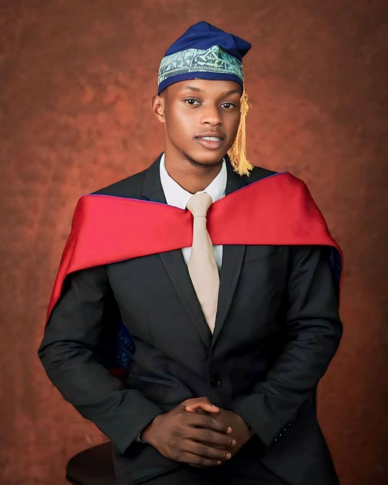 Governor Babajide Sanwo-Olu Awards N10 Million to Outstanding Lagos State University Graduate, Olaniyi Mubaraq
