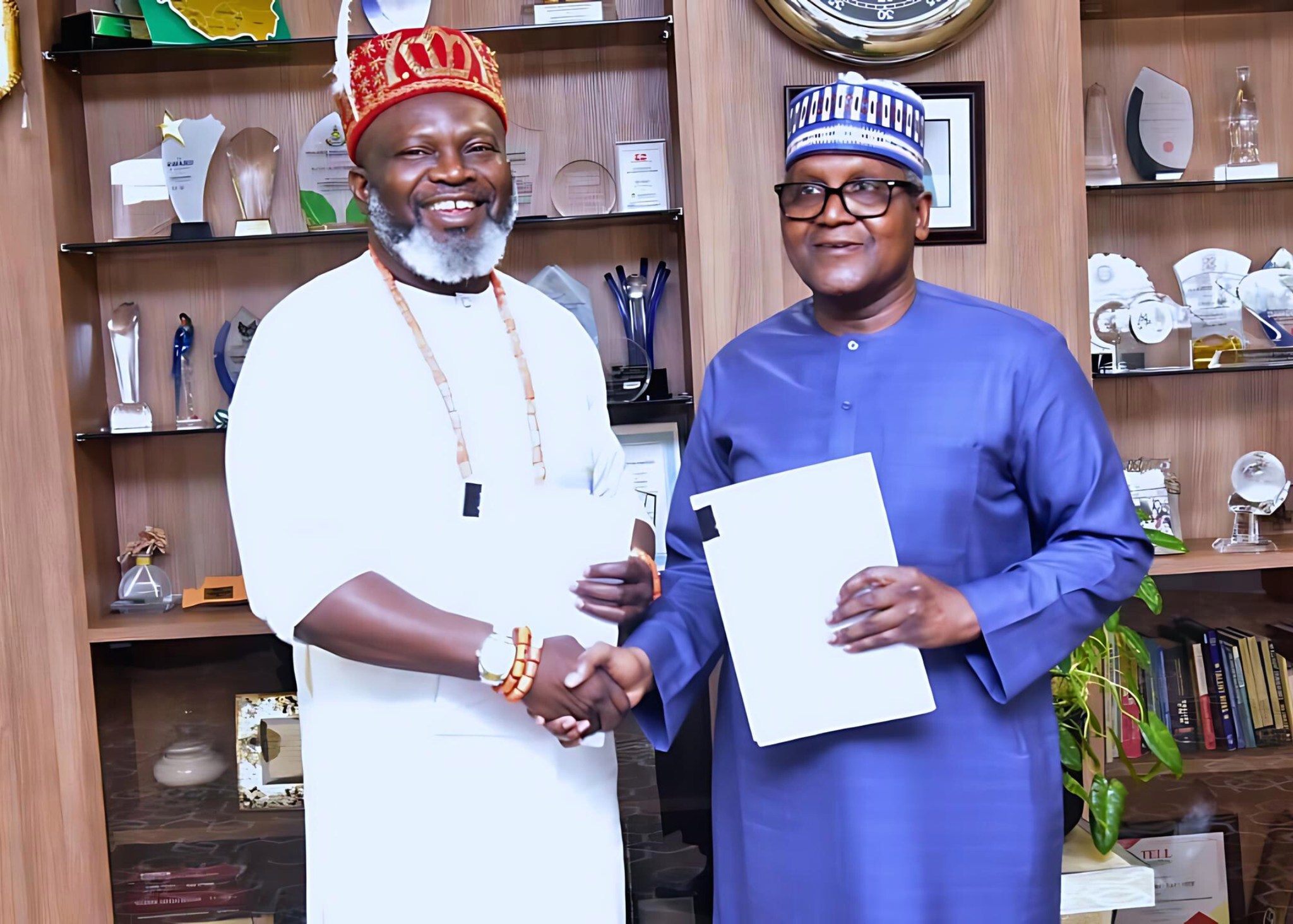 NNPC Ltd Secures 10-Year Gas Supply Agreement with Dangote Refinery