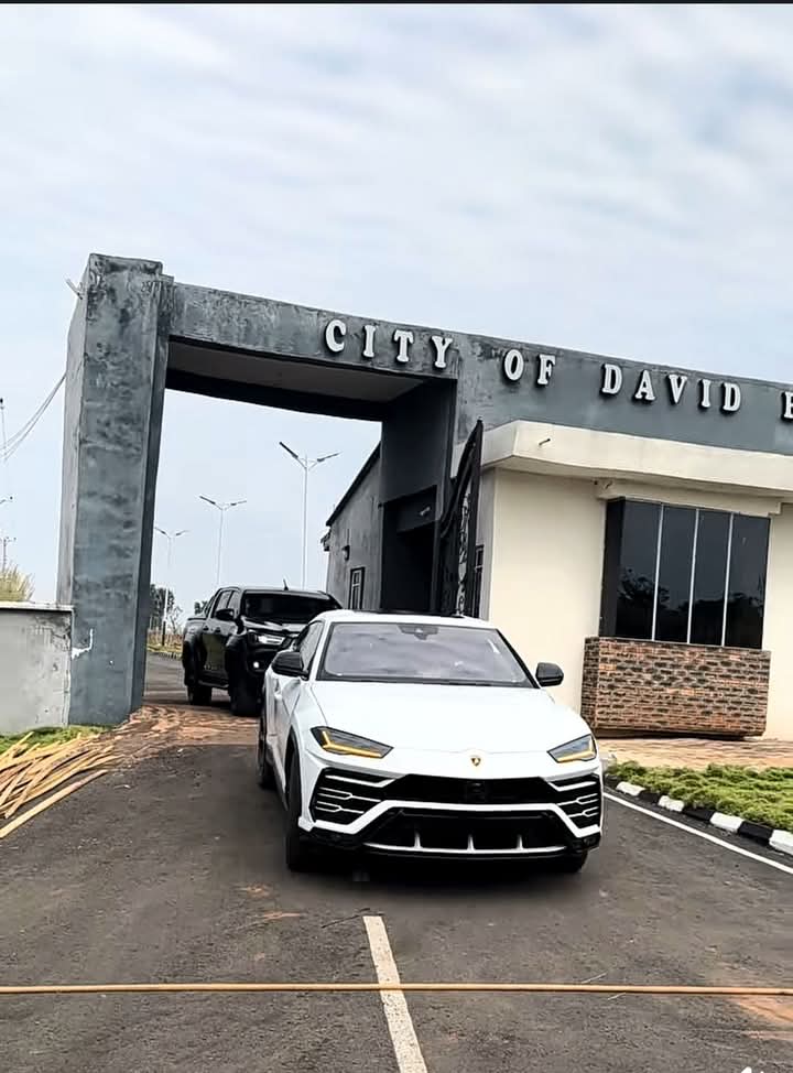 Bitcoin Expert Blord Achieves Landmark Success in Real Estate: Sells Out First Batch of Luxury Estate in Record Time