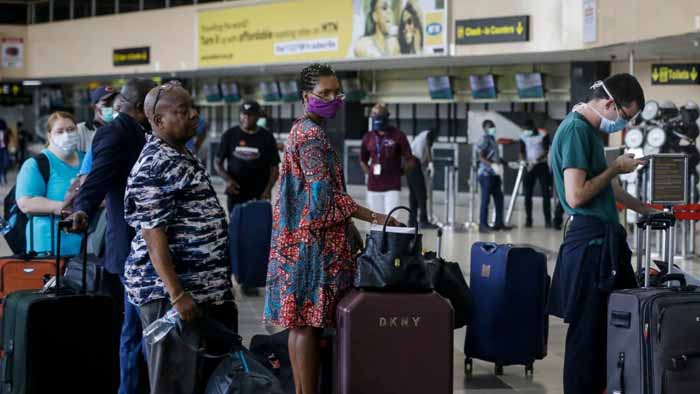 Passengers leaving South Africa facs dilemma at airports